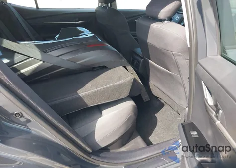 2025 Toyota Camry Le z USA, uszkodzony, nr VIN 4T1DAACK3SU607907